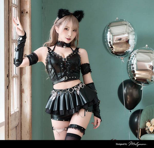 ブラック　モデル身長：161cm　着用サイズ：Fサイズ
