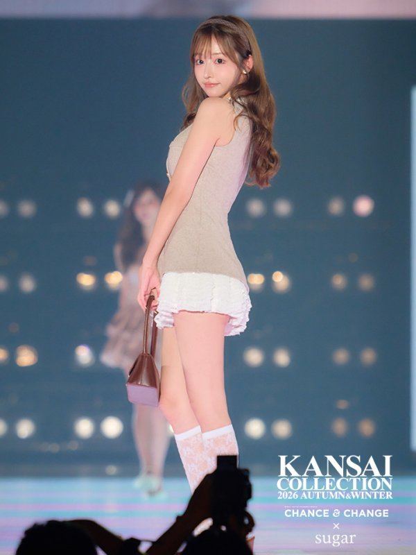 画像2: 【かれん/関西コレクション着用】XSサイズあり【ROBE de FLEURS/ローブドフルール】ラメ/ フランネル/ 襟付き/ レース/ セットアップ/ ミニドレス/ キャバドレス[OF08] (2)