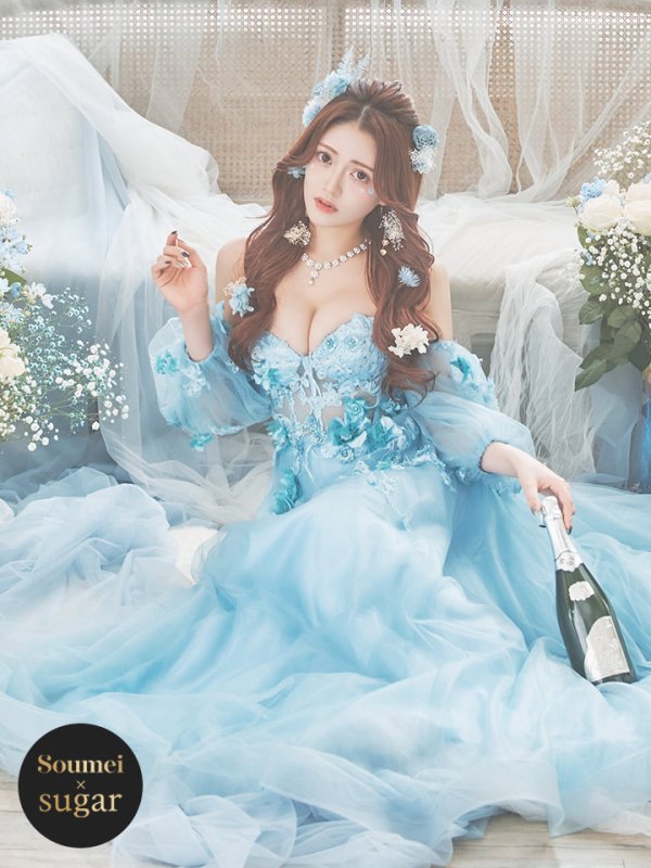 ブルー モデル：鈴音りん　身長：156cm　着用サイズ：Mサイズ