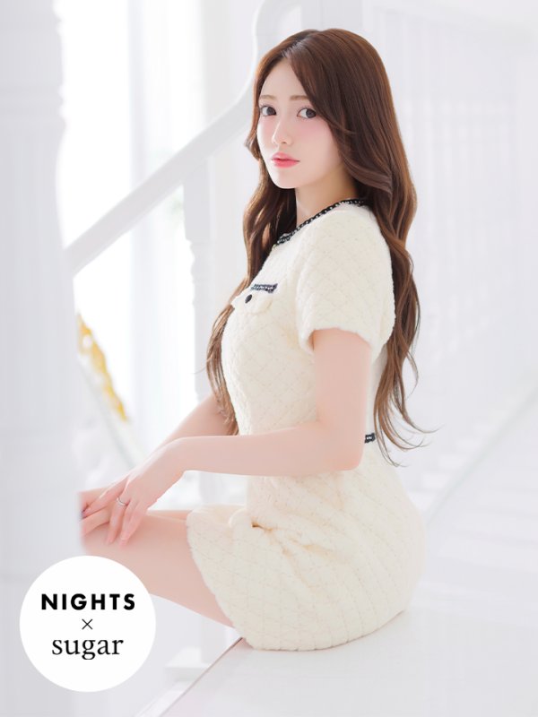 アイボリー モデル：鈴音りん　身長：165cm 着用サイズ：Sサイズ