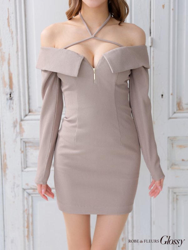 画像4: XSサイズあり【Glossy/グロッシー】フロントジッパー/ オフショルダー/ リブニット/ 袖あり/ 長袖/ シンプル/ ワンカラー/ ストレッチ/ タイト/ ミニドレス/ キャバドレス[OF08] (4)