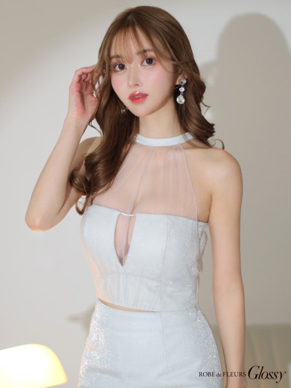 ホワイト モデル：ゆめ　身長：160cm　着用サイズ：Sサイズ