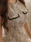 ベージュ モデル：みゆ　身長：166cm　着用サイズ：Sサイズ