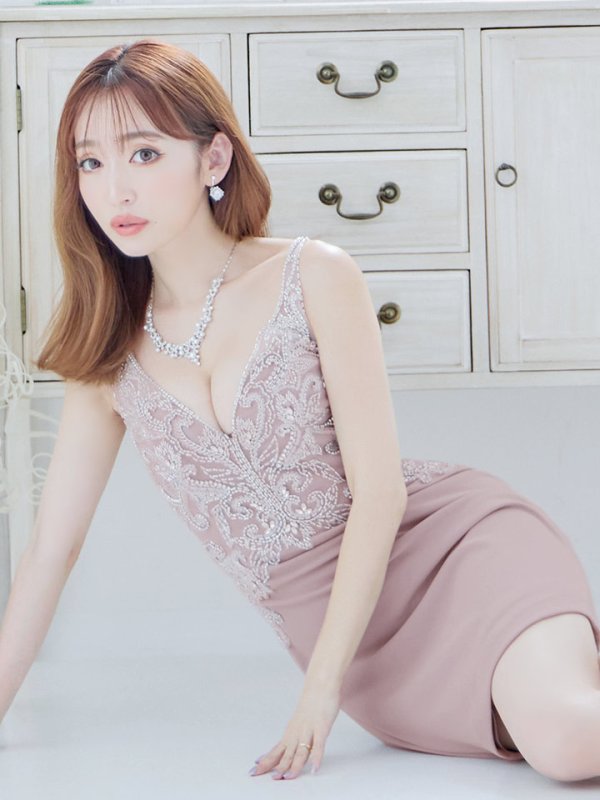 画像2: XSサイズあり【IRMA/イルマ】 ワンカラー/ Vネック/ デザイン刺繍/ ノースリーブ/ タイト/ ミニドレス/ キャバドレス【HC02】 (2)