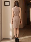 画像6: Lサイズあり【DEA.by ROBE de FLEURS/ディアバイローブドフルール】ベルトライク/ シンプル/ ワンカラー/ ノースリーブ/ ハイネック/ 膝丈/ タイト/ ミディアムドレス/ キャバドレス[OF2] (6)