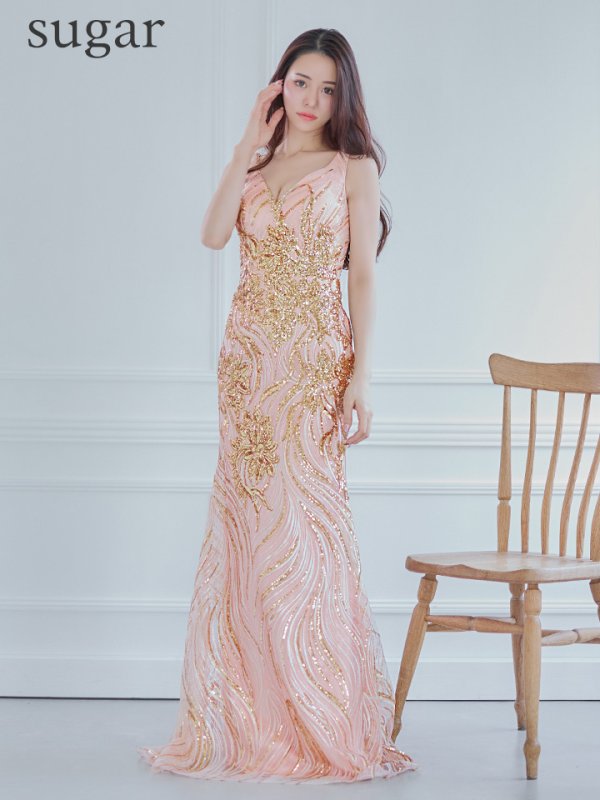 シャンパン モデル：るな　身長：159cm:Mサイズ