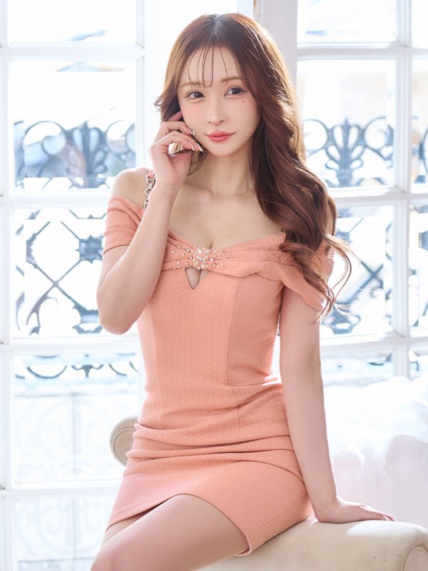 画像3: XSサイズあり【IRMA/イルマ】ワンカラー/ ビジュー/ カットアウト/ オフショル/ タイト/ ミニドレス/ キャバドレス【HC02】 (3)