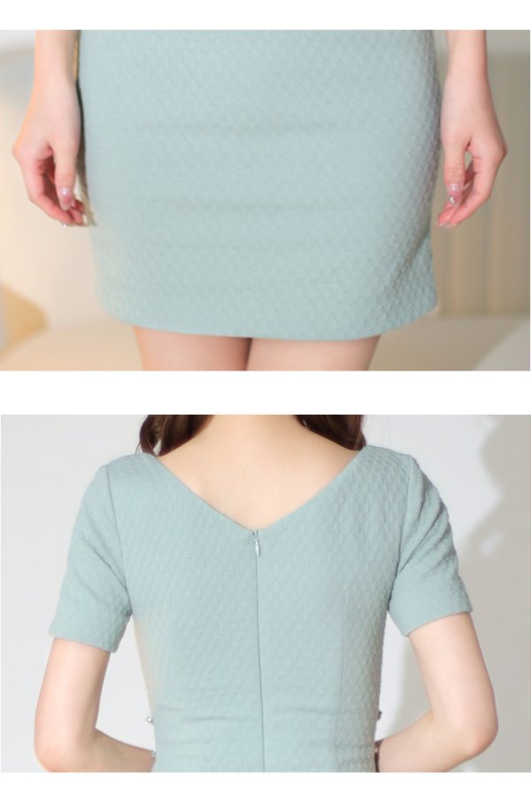 画像18: XSサイズあり【Glossy/グロッシー】バストジッパー/ ビジュー/ ワッフル/ ストレッチ/ 半袖/ 袖あり/ ワンカラー/ タイト/ ミニドレス/ キャバドレス[OF08] (18)