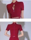 画像18: XSサイズあり【ROBE de FLEURS Glossy/ローブ・ド・フルール グロッシー】フロントジッパー/ セットアップ/ 袖あり/ 半袖/ シンプル/ ワンカラー/ ストレッチ/ タイト/ ミニドレス/ キャバドレス[OF2] (18)