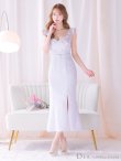 画像19: Lサイズあり【DEA. by ROBE de FLEURS/ディアバイローブドフルール】肩フリル/ ダブルボタン/ スリット/ ミモレ丈/ ミディアムドレス/ キャバドレス[OF2] (19)