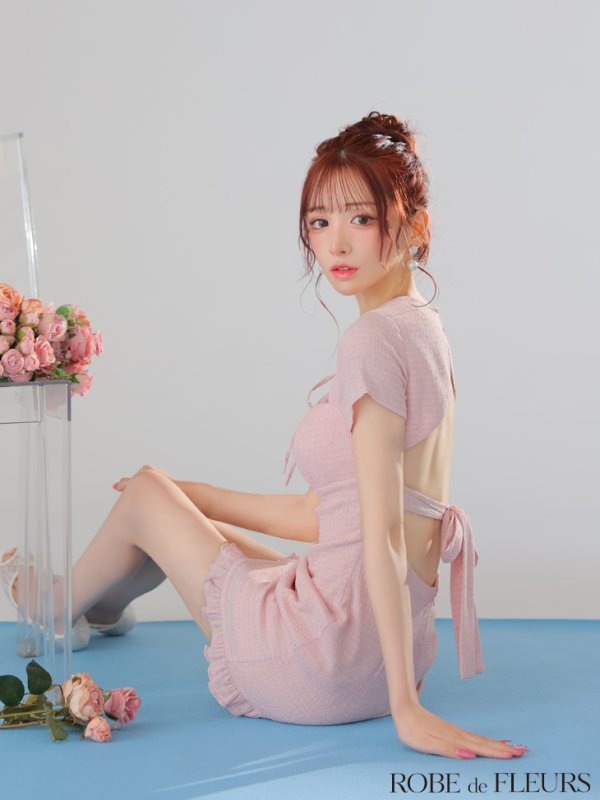 ピンク　モデル：らいか　身長：163cm　着用サイズ：Sサイズ