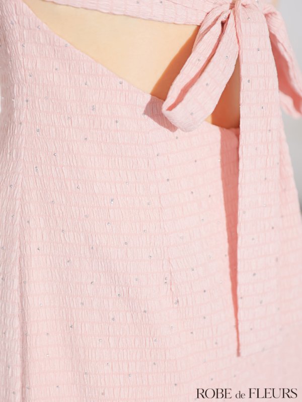 ピンク　モデル：らいか　身長：163cm　着用サイズ：Sサイズ