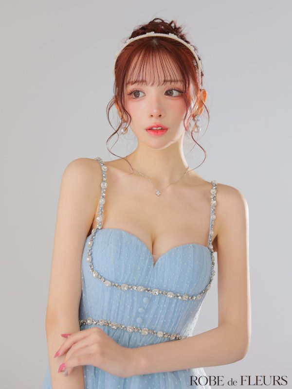 ブルー モデル：らいか　身長：163cm　着用サイズ：Sサイズ