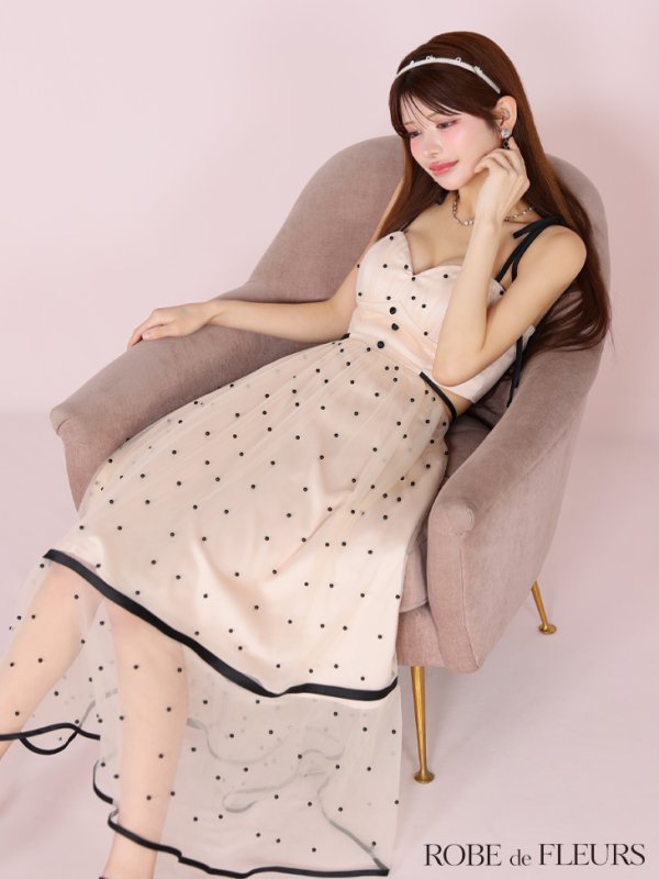 アイボリー モデル:まりん 身長:164cm 着用サイズ:Sサイズ