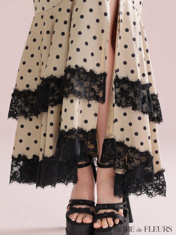 ベージュ　モデル：ももか　身長：156cm　着用サイズ：Sサイズ