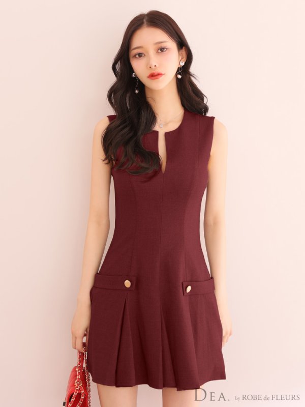 レッド モデル:ゆりお 身長:165cm 着用サイズ:Sサイズ