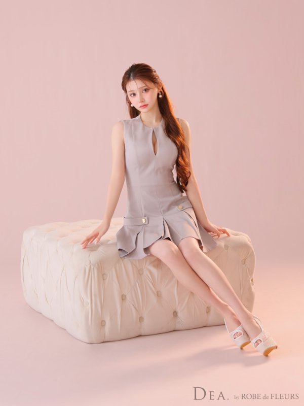 グレージュ モデル:ももか 身長:156cm 着用サイズ:Sサイズ