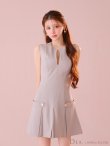 グレージュ　モデル：ももか　身長：156cm　着用サイズ：Sサイズ