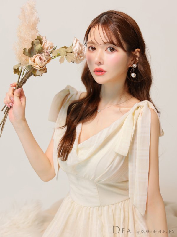 アイボリー モデル:ゆめ 身長:160cm 着用サイズ:Sサイズ