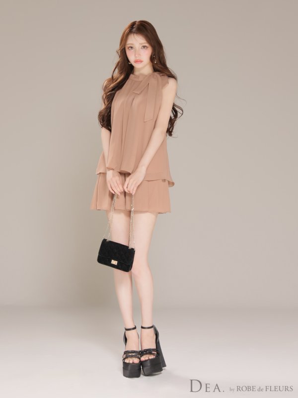 ベージュ モデル:ももか 身長:156cm:Sサイズ