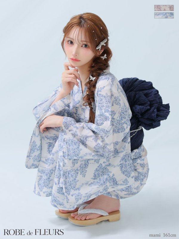 ブルー モデル：まみ　身長：161cm　着用サイズ：Fサイズ