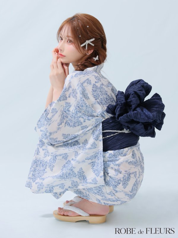 ブルー モデル：まみ　身長：161cm　着用サイズ：Fサイズ