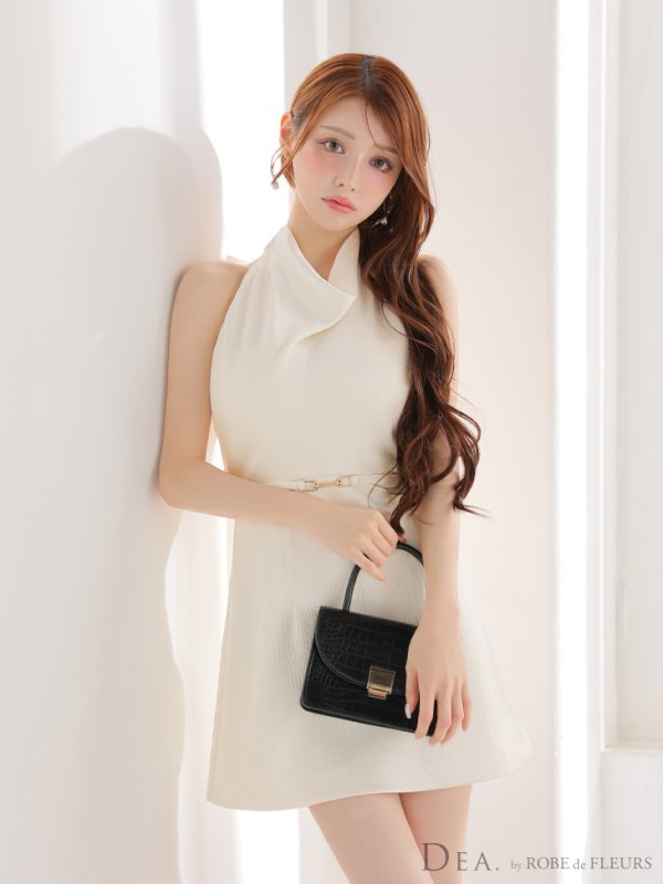 アイボリー モデル：ももか　身長：156cm　着用サイズ：Sサイズ