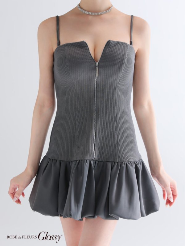 グレー モデル：りこ　身長：156cm　着用サイズ：Sサイズ