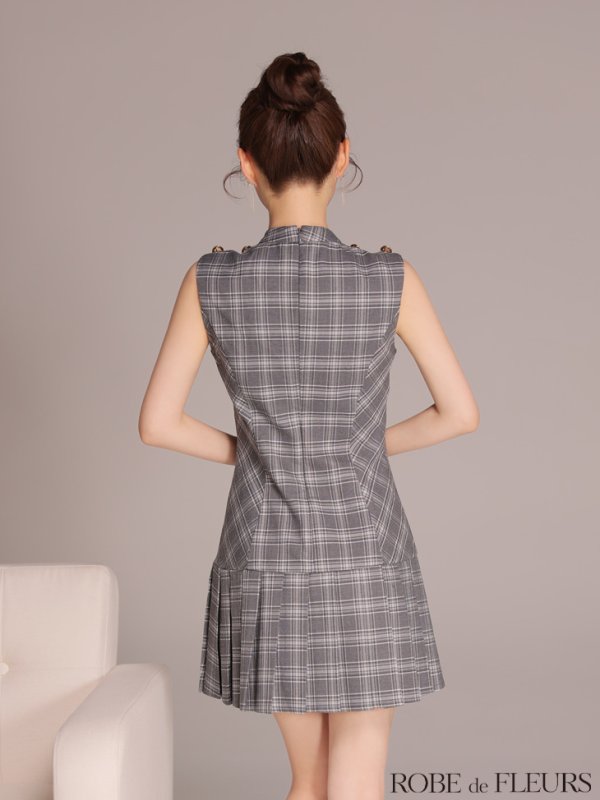 グレー モデル：ももか　身長：156cm　着用サイズ：Sサイズ