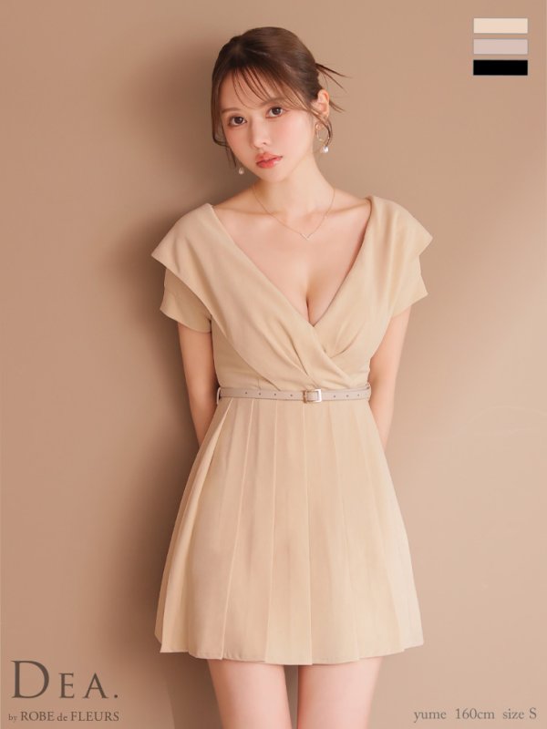 ベージュ モデル：ゆめ　身長：160cm　着用サイズ：Sサイズ