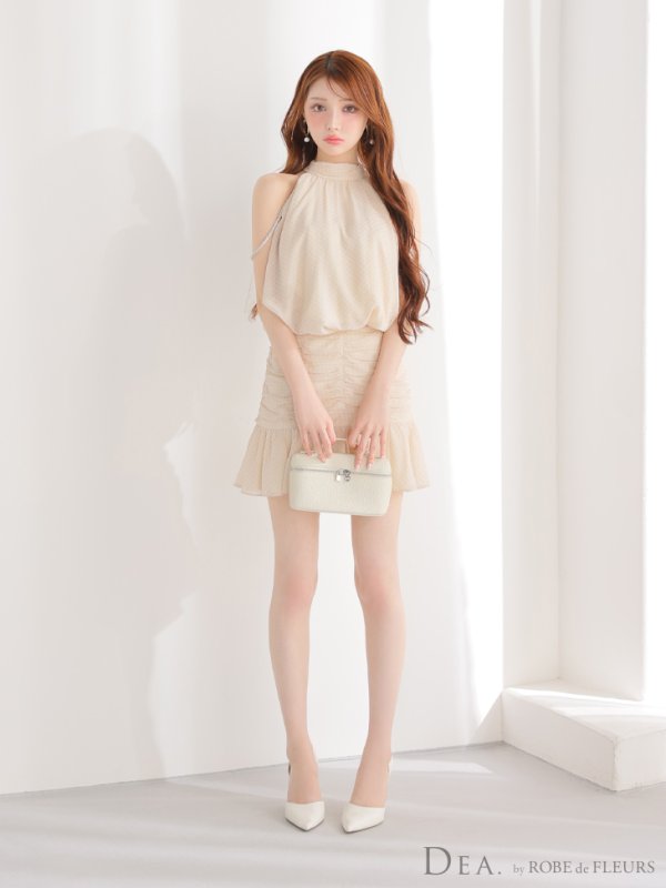 アイボリー モデル：ももか　身長：156cm　着用サイズ：Sサイズ