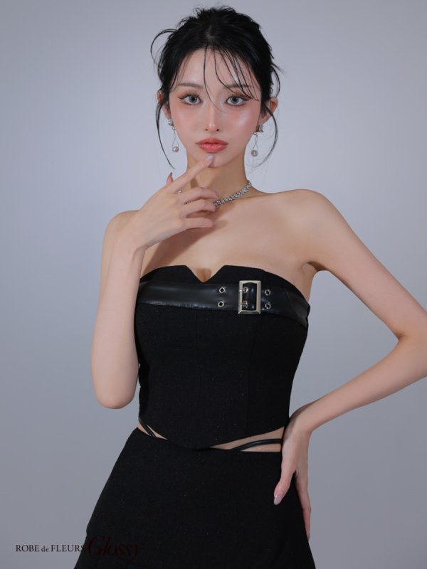 ブラック モデル：まおちゃる　身長：158cm　着用サイズ：Sサイズ