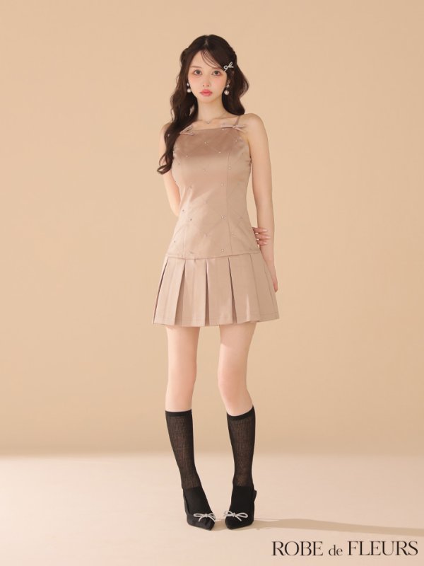 ピンクベージュ モデル：ゆめ　身長：160cm　着用サイズ：Sサイズ