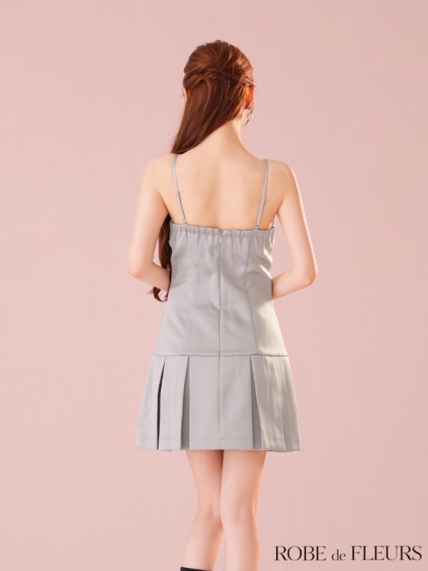 グレー モデル：ももか　身長：156cm　着用サイズ：Sサイズ