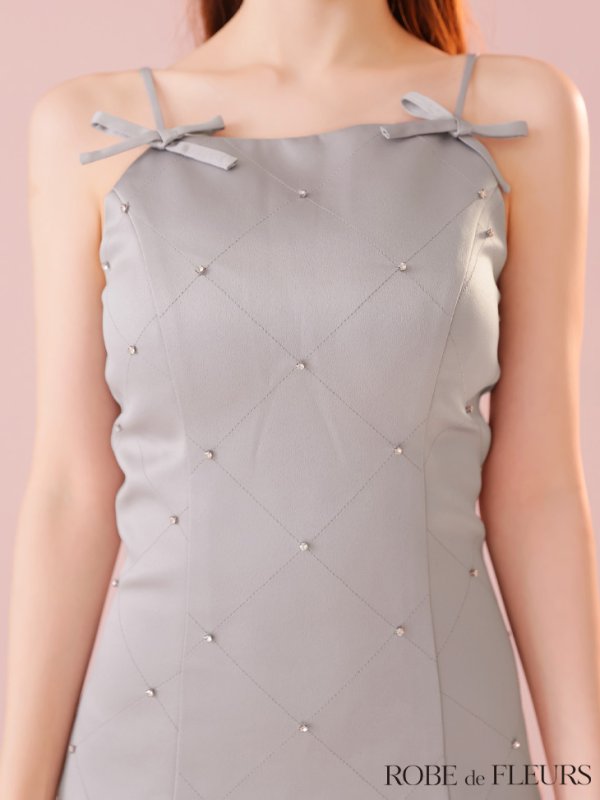 グレー モデル：ももか　身長：156cm　着用サイズ：Sサイズ