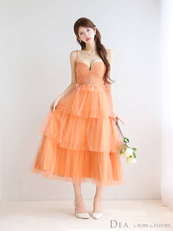 オレンジ モデル：まりん　身長：164cm　着用サイズ：Sサイズ