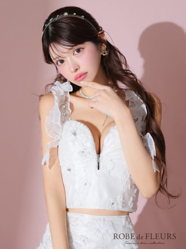 ホワイト モデル:まりん 身長:164cm 着用サイズ:Sサイズ