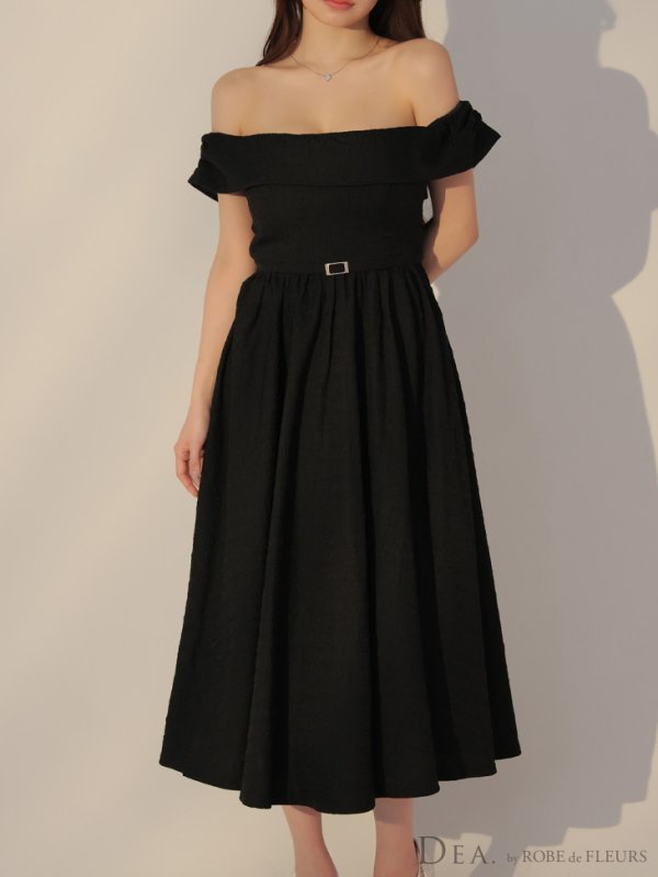 ブラック モデル:ももか 身長:156cm 着用サイズ:Sサイズ