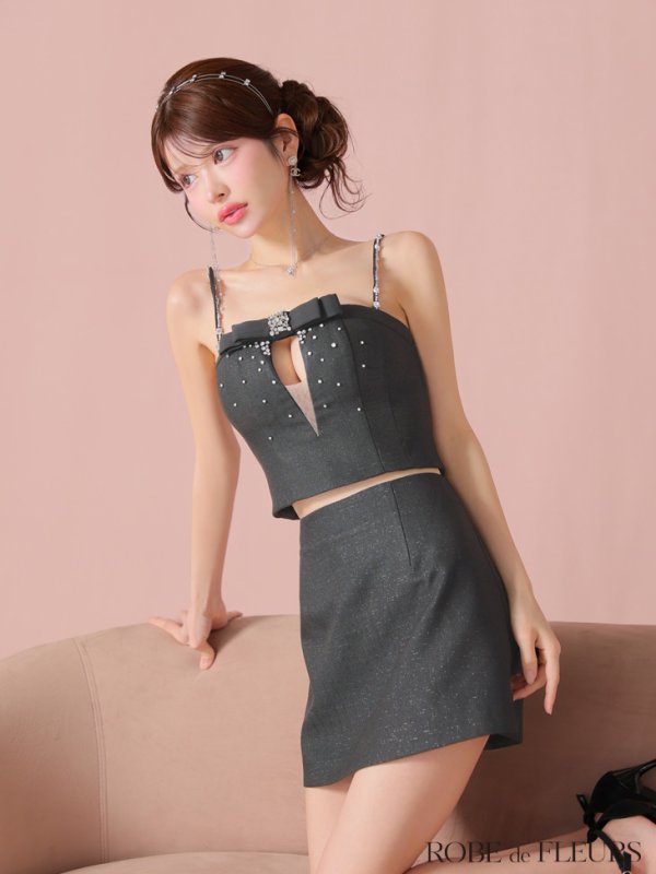 グレー モデル：まりん　身長：164cm　着用サイズ：Sサイズ