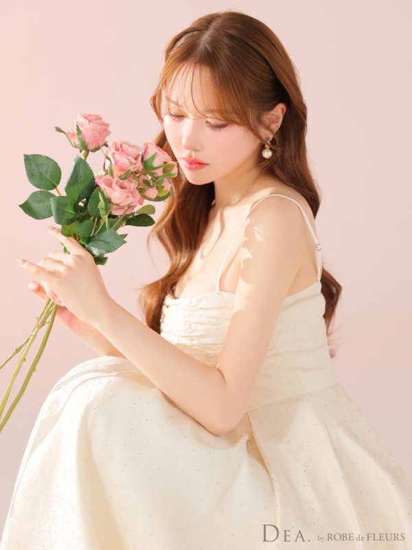 アイボリー モデル：ゆめ　身長：160cm　着用サイズ：Sサイズ