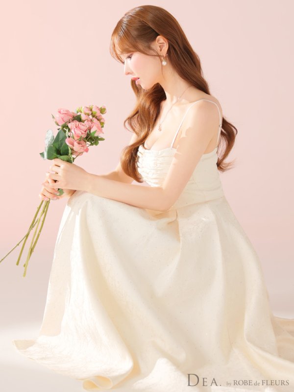 アイボリー モデル：ゆめ　身長：160cm　着用サイズ：Sサイズ