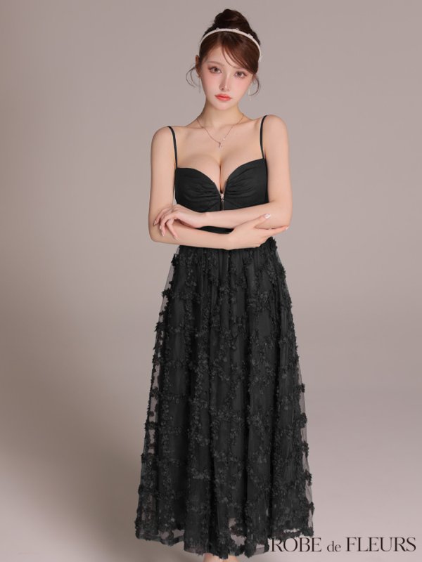 ブラック モデル：ももか　身長：156cm　着用サイズ：Sサイズ