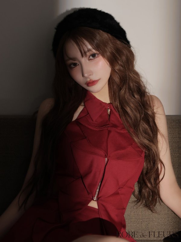 レッド モデル:まみ 身長:161cm 着用サイズ:Sサイズ