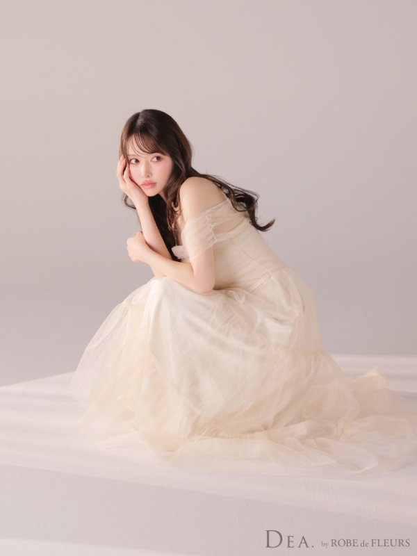 アイボリー モデル：ゆめ　身長：160cm　着用サイズ：Sサイズ