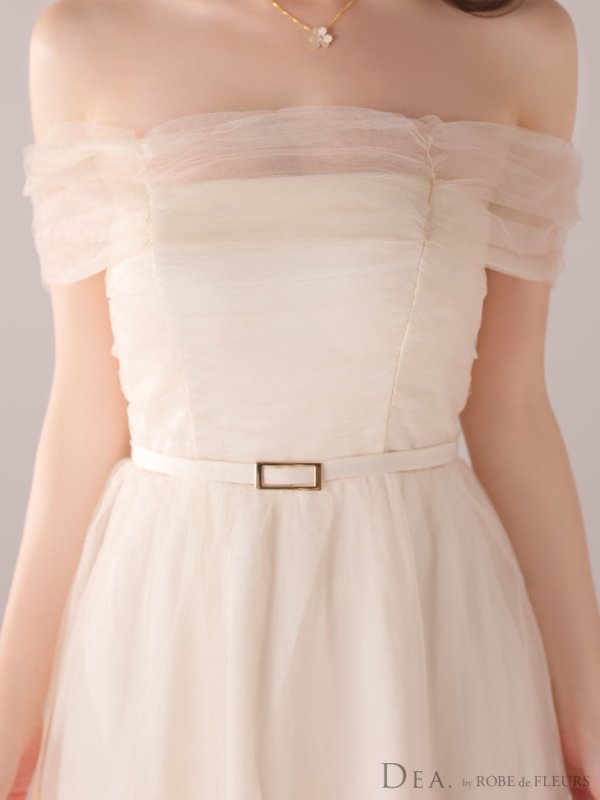 アイボリー モデル：ゆめ　身長：160cm　着用サイズ：Sサイズ