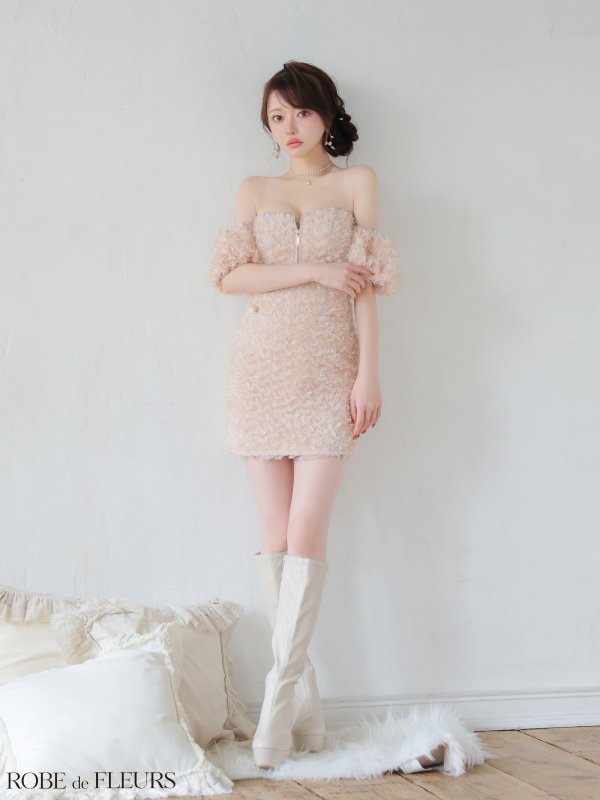 ピンク モデル:羽澄まり 身長:166cm 着用サイズ:Sサイズ