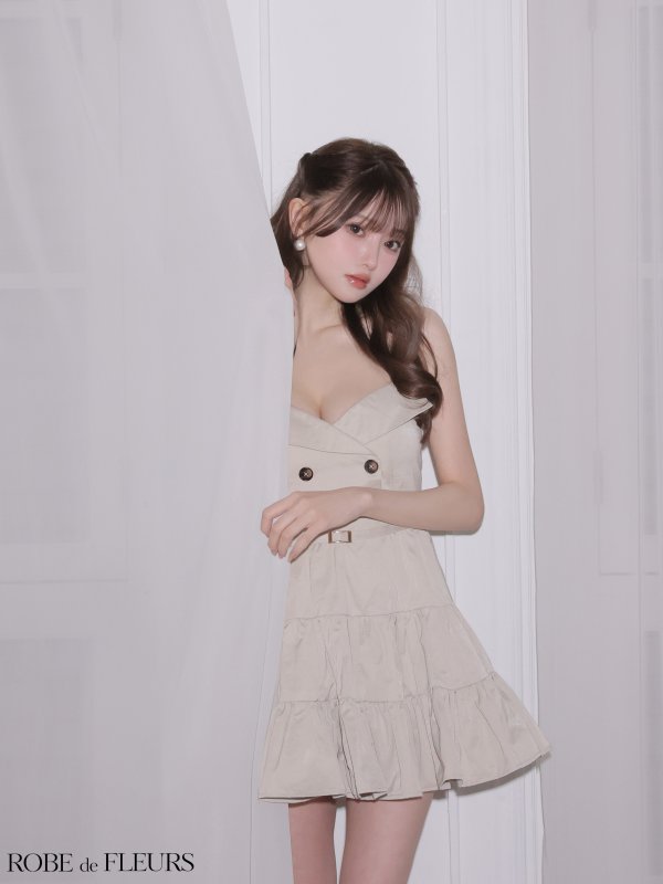 ベージュ　モデル：いおり　身長：164cm　着用サイズ：Sサイズ