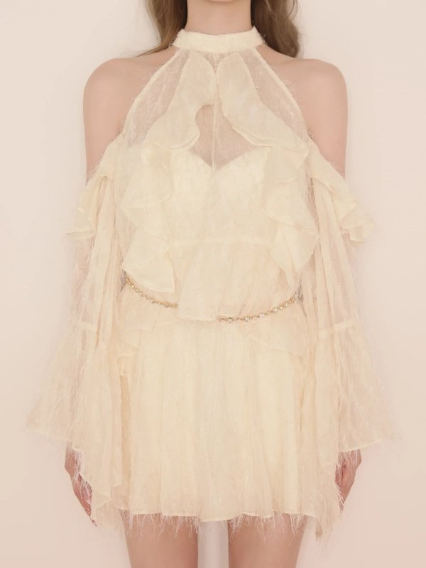 アイボリー モデル：咲希　身長：164cm　着用サイズ：Sサイズ