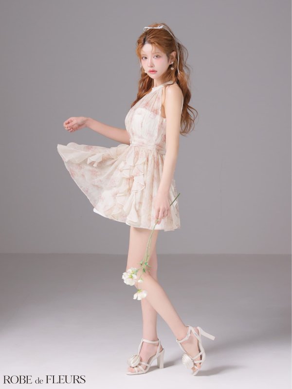 ピンク　モデル：まりん　身長：164cm　着用サイズ：Sサイズ