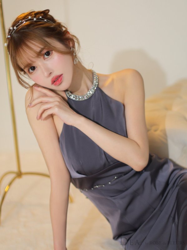 チャコールグレー モデル：ゆめ　身長：160cm　着用サイズ：Sサイズ